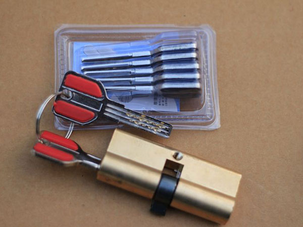 文成24小时上门开锁公司